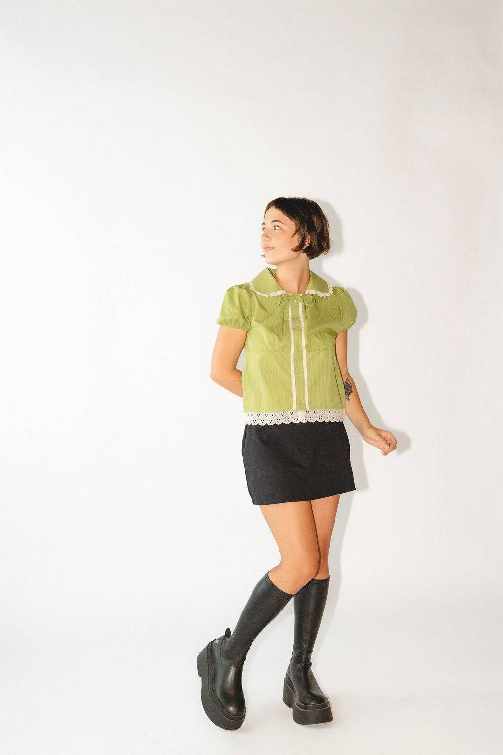 peter pan collared top