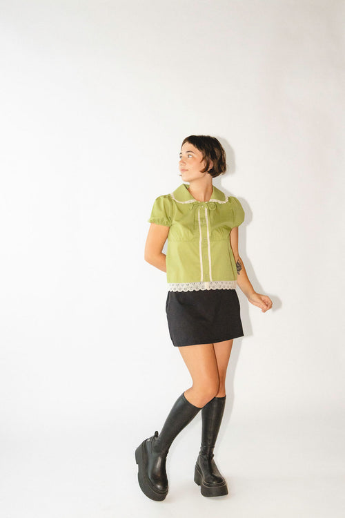 peter pan collared top